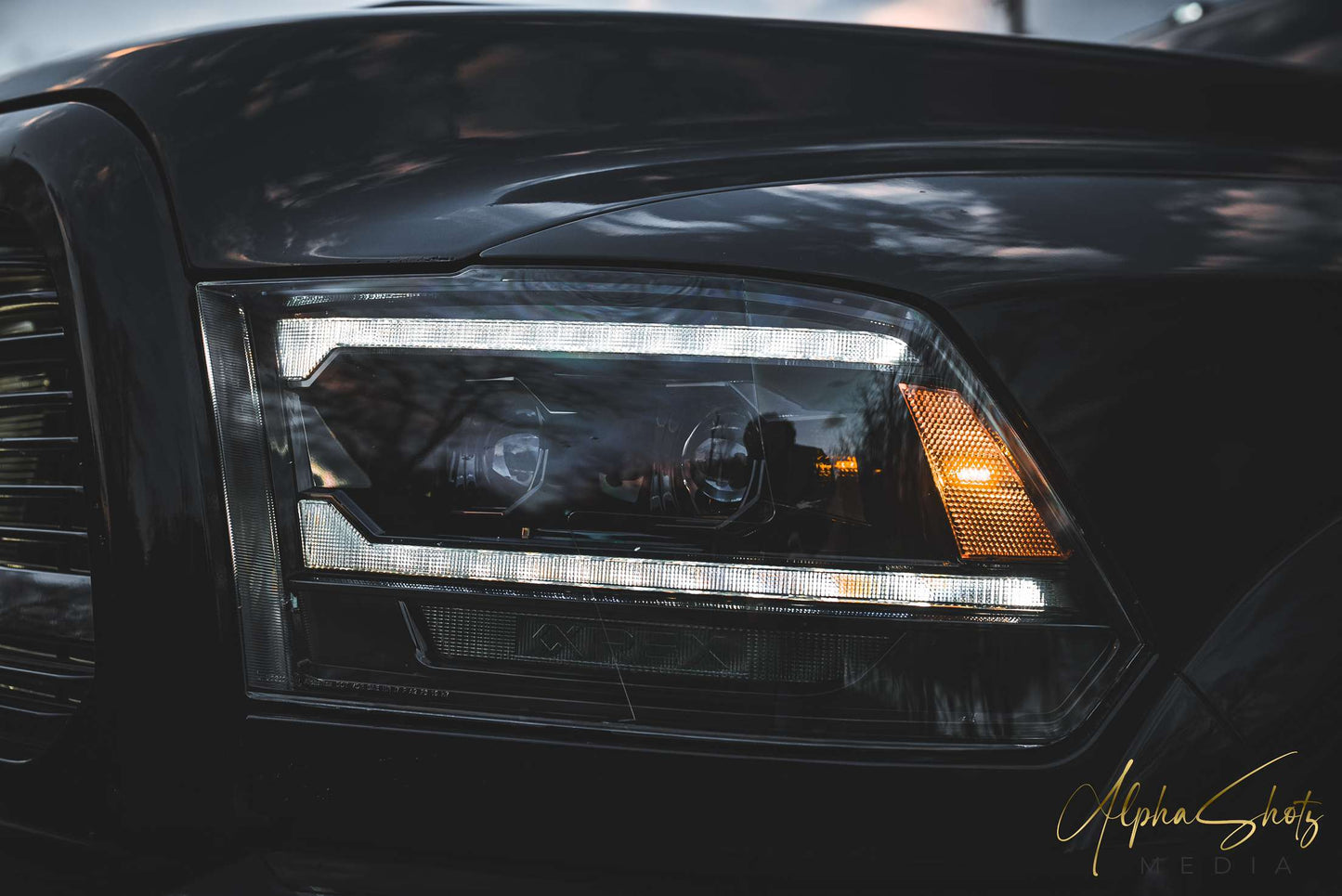 CUSTOM CUMMINS HEADLIGHTS & FOG LIGHTS KIT image 1